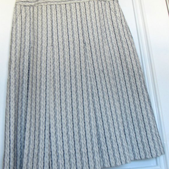 Tory Burch Pleated Skirt Navy/White Women’s Size 6,lined - Picture 2 of 6